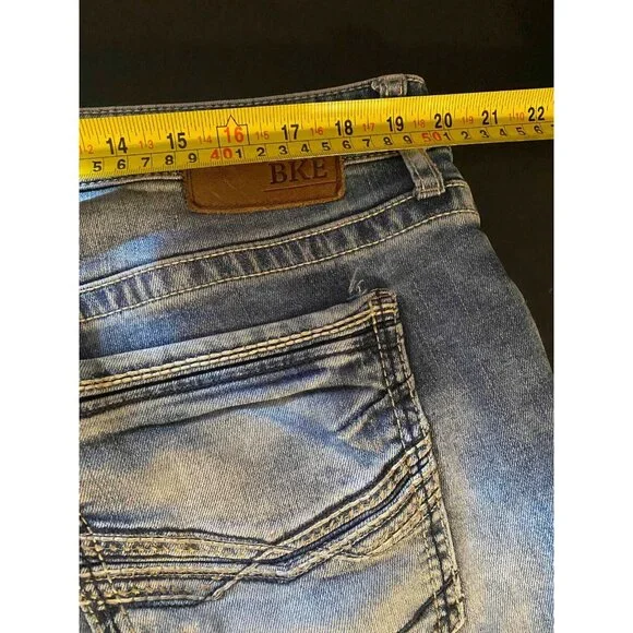 BKE Derek Mens 38 R Distress Jeans Straight Denim Pants